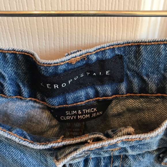 Aeropostale Slim & Thick Curvy Mom Jeans - Picture 6 of 7